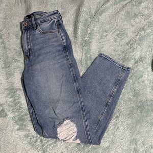 Hollister ultra high rise mom jeans